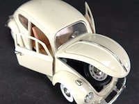 Die-cast schaalmodel volkswagen kever - afbeelding 4 van  5