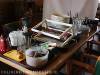 Dienbladen en barbenodigdheden - afbeelding 1 van  4