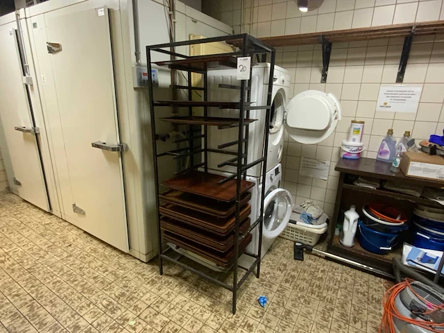 Dienbladenrek met dienbladen (3x) - afbeelding 1 van  4