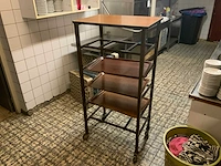 Dienbladenrek met dienbladen (3x) - afbeelding 4 van  4