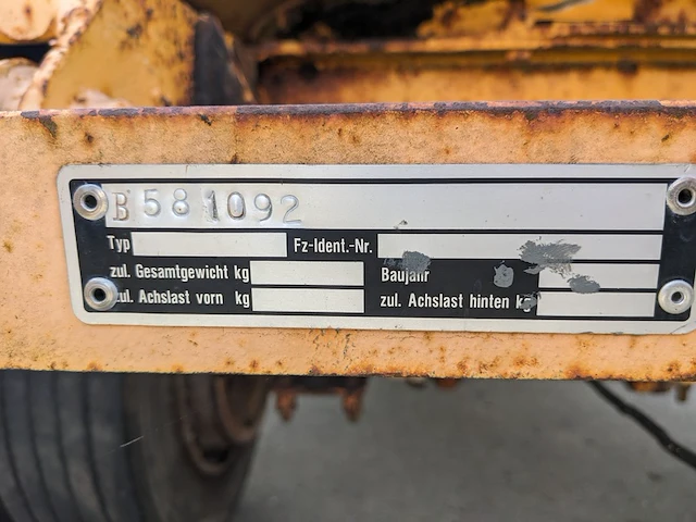 Dieplader langzaamverkeer, geel - afbeelding 34 van  34
