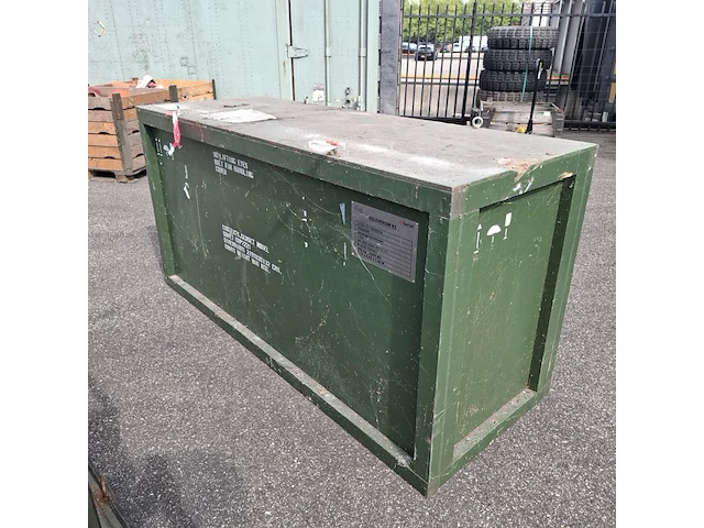 Diesel generator in houten transportkist, govers, gdp2221, 2006 - afbeelding 11 van  12