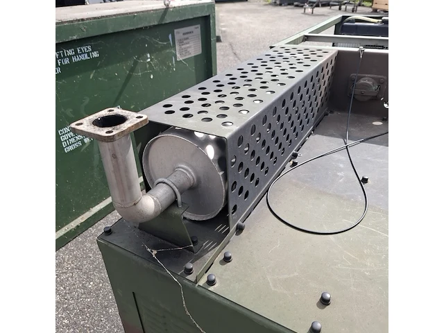 Diesel generator in houten transportkist, govers, gdp2221, 2006 - afbeelding 4 van  12