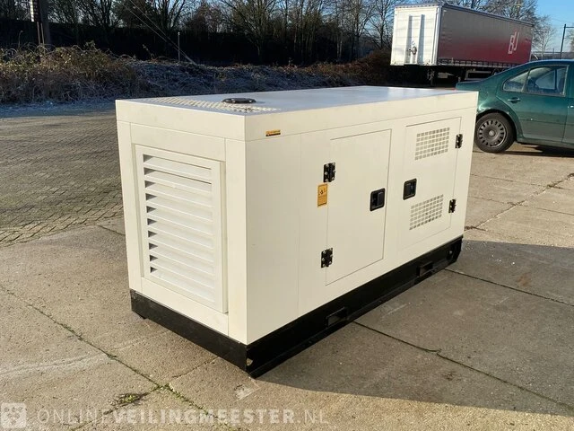 Diesel generator stahltech, wit - afbeelding 7 van  11