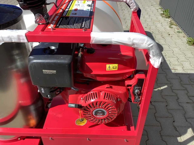 Diesel warmwater hogedrukreiniger met tank - afbeelding 9 van  15