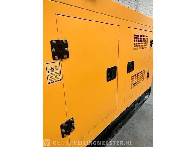 Dieselgenerator, noodstroomaggregaat 70kva metallo, bouwjaar 2023 - afbeelding 4 van  7