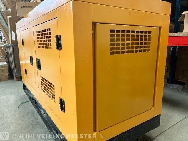 Dieselgenerator, noodstroomaggregaat 70kva metallo, bouwjaar 2023 - afbeelding 5 van  7