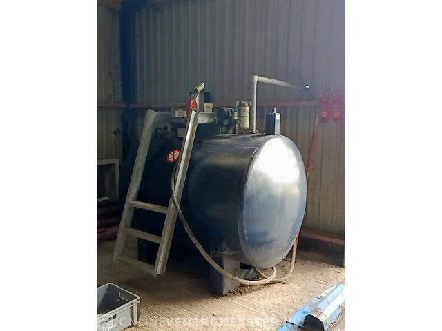 Dieseltank met vulpistool tolsma tankbouw, 2000 kg - afbeelding 1 van  12