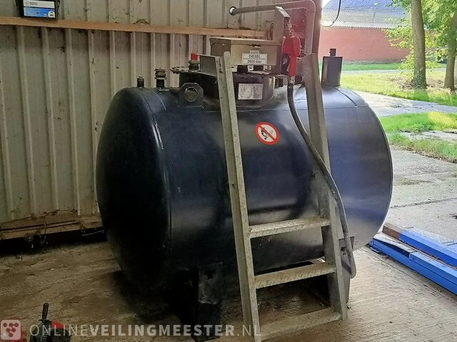 Dieseltank met vulpistool tolsma tankbouw, 2000 kg - afbeelding 6 van  12