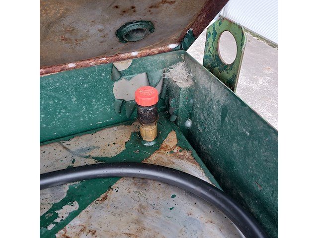 Dieseltank tolsma 217, 400l, groen - afbeelding 9 van  18