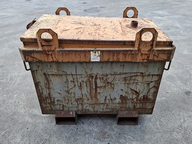 Dieseltank - afbeelding 8 van  8