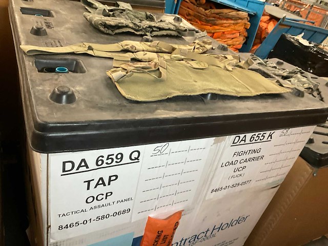 Different army stuff (125x) - afbeelding 4 van  4