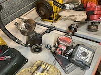 Different hydraulic parts (4x) - afbeelding 1 van  5