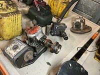 Different hydraulic parts (4x) - afbeelding 2 van  5