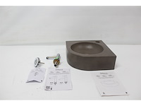 Differnz cleo fonteinset wasbak beton donkergrijs rechte kraan chroom standaard greep 31.5 x 31.5 x 10 cm - afbeelding 1 van  2