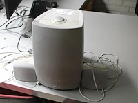 Digitaal speakersysteem philips dss330 met subwoofer. afmeting 18 x 15 x 28 cm - afbeelding 1 van  2