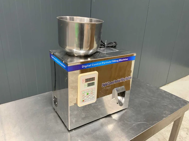 Digital control particle filling machine vulmachine - afbeelding 1 van  3