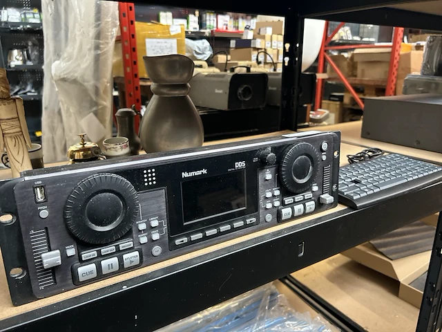 Digital dj system numark - afbeelding 1 van  7