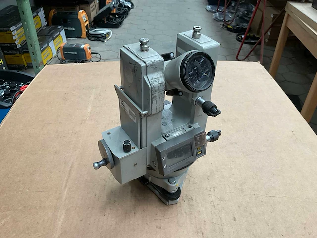 Digital theodolite - afbeelding 1 van  5