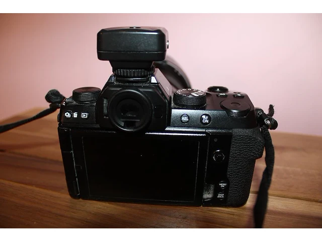 Digitale fotocamera fujifilm x-s10 met fujinon aspherical lens super ebc xf 15 - 80 mm 1; 4 r ois wr met do... - afbeelding 3 van  8