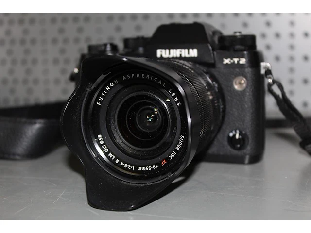 Digitale fotocamera fujifilm x-t2 met aspherical lens fujinon super ebc xf 18-55 mm f/1: 2.8-4 lm ois met d... - afbeelding 2 van  5