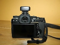Digitale fotocamera fujifilm x-t2 met aspherical lens fujinon super xf 18-55 met twee accu's en lader. - afbeelding 3 van  6