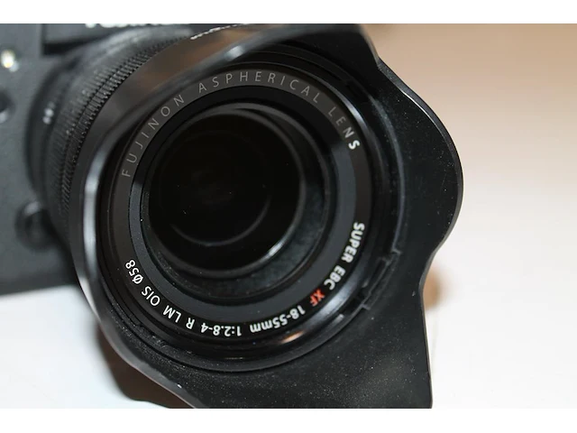 Digitale fotocamera fujifilm x-t2 met aspherical lens fujinon super xf 18-55 mm f1:2.8-4 r lm oismm f/3.5-4... - afbeelding 6 van  6