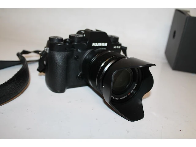 Digitale fotocamera fujifilm x-t2 met aspherical lens fujinon super xf 18-55 mm f1:2.8-4 r lm oismm f/3.5-4... - afbeelding 2 van  3
