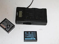 Digitale fotocamera fujifilm x-t3 met twee lenzen en twee accu's en lader in cameratas - afbeelding 7 van  7