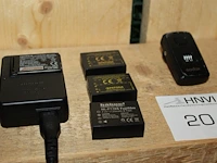 Digitale fotocamera fujifilm x-t3 met xf 18-55 mm f2.8-4 r lm ois met drie accu's en lader. - afbeelding 4 van  4