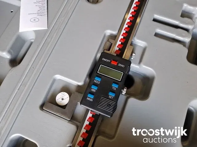 Digitale hoogtemeter - afbeelding 8 van  9