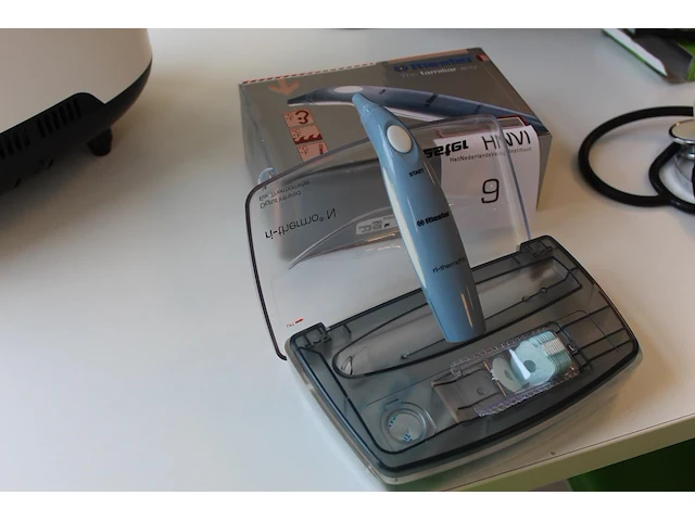 Digitale infrarood oorthermometer riester ri-thermo - afbeelding 2 van  2