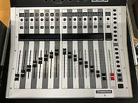 Digitale mengtafel - yamaha - tf1 - afbeelding 3 van  8