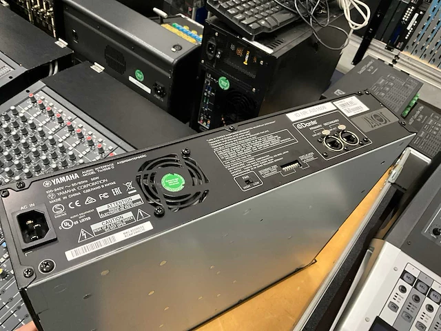 Digitale mengtafel - yamaha - tf1 - afbeelding 7 van  8