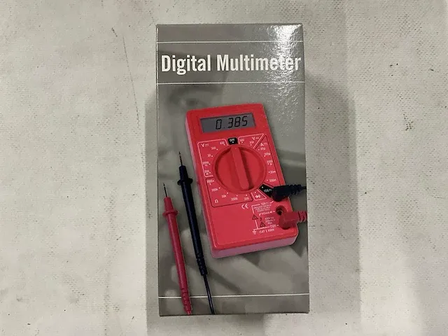 Digitale multimeter (104x) - afbeelding 1 van  1