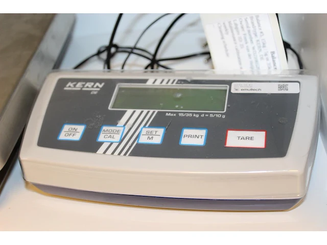Digitale weegschaal kern maximaal belastbaar tot 35 kg met afwijking 10 gram. - afbeelding 2 van  2