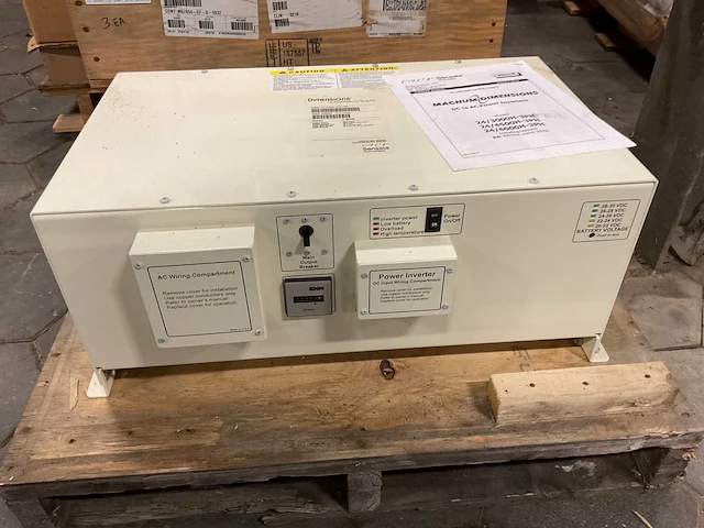 Dimensions 24/6000h-3phq-006 piwer inverters - afbeelding 3 van  5