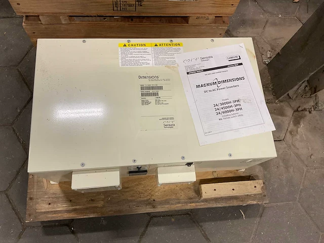 Dimensions 24/6000h-3phq-006 piwer inverters - afbeelding 4 van  5