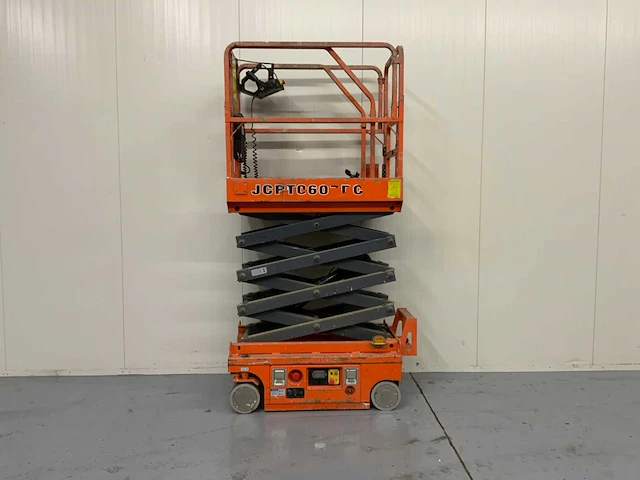 Dingli jctp0607dcs hoogwerker, werkhoogte 5,6m - afbeelding 13 van  16