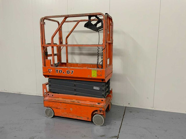 Dingli jctp0607dcs hoogwerker, werkhoogte 5,6m - afbeelding 2 van  16