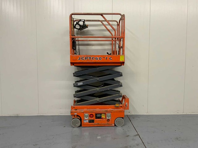 Dingli jctp0607dcs hoogwerker, werkhoogte 5,6m - afbeelding 13 van  16