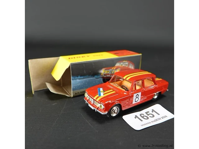 Dinky toys 1401; alfa romeo giulia 1600ti; rallyauto; rn8 nr 514 - afbeelding 1 van  5