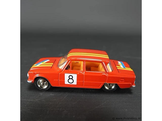 Dinky toys 1401; alfa romeo giulia 1600ti; rallyauto; rn8 nr 514 - afbeelding 2 van  5