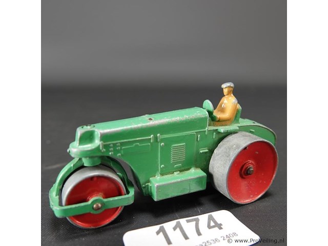 Dinky toys aveling barford steamroller nr 251 origineel - afbeelding 1 van  5