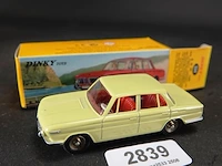 Dinky toys bmw 1500 nr 534 atlas in doos - afbeelding 1 van  4