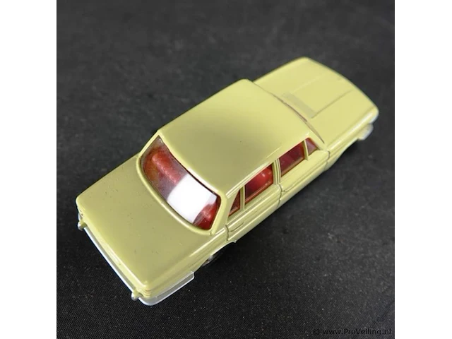 Dinky toys bmw 1500 nr 534 atlas in doos - afbeelding 3 van  4