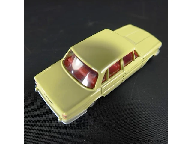 Dinky toys bmw 1500 nr.534 - afbeelding 3 van  5