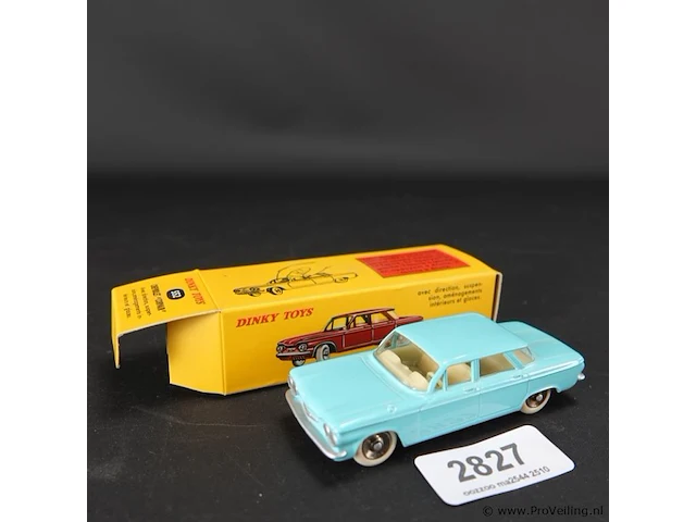 Dinky toys chevrolet corvair nr. 552 - afbeelding 1 van  5