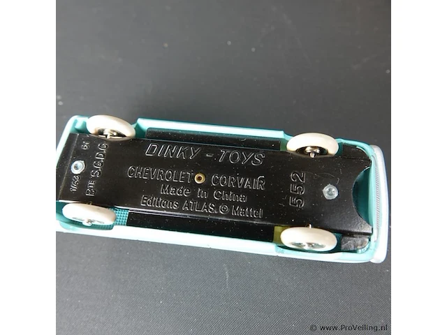 Dinky toys chevrolet corvair nr. 552 - afbeelding 4 van  5