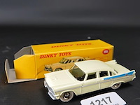 Dinky toys dodge royal sedan beige / blauw nr. 191 atlas in originele doos - afbeelding 1 van  5